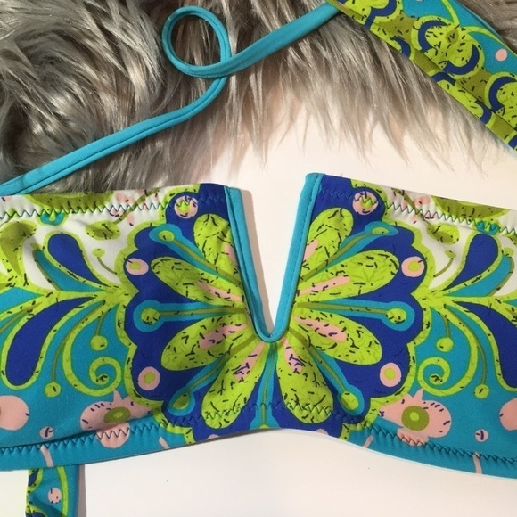 Trina Turk Woodblock Floral Bandeau Bikini top - Picture 8 of 8